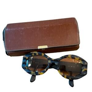 RARE Valentino Vintage Y2K Tortoiseshell Sunglasses in Brown w/ Matching Case